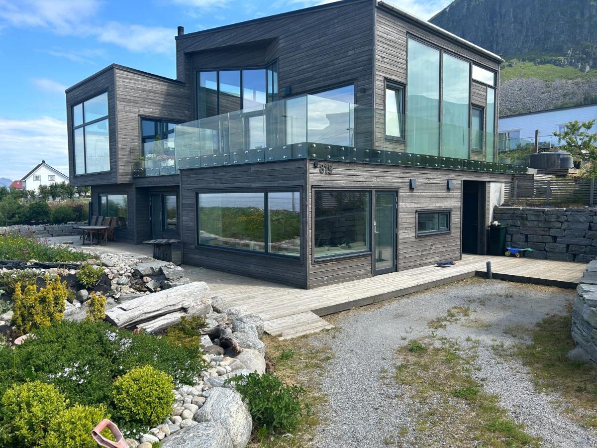 Beach Front Appartments In Design Eco-Villa Ulsteinvik Exteriör bild