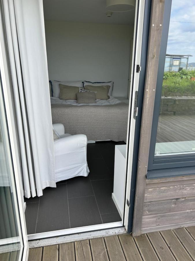 Beach Front Appartments In Design Eco-Villa Ulsteinvik Exteriör bild